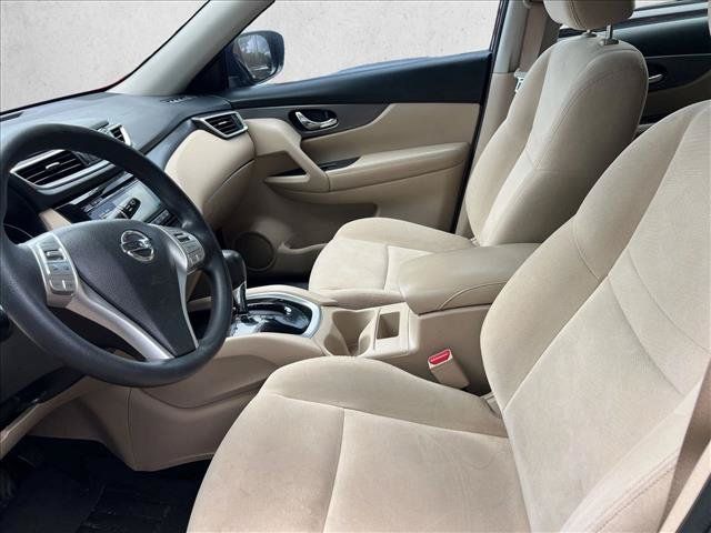 Used 2016 Nissan Rogue SV FWD image 9