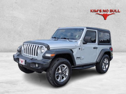 Used 2023 Jeep Wrangler Sport AWD/4WD image 1