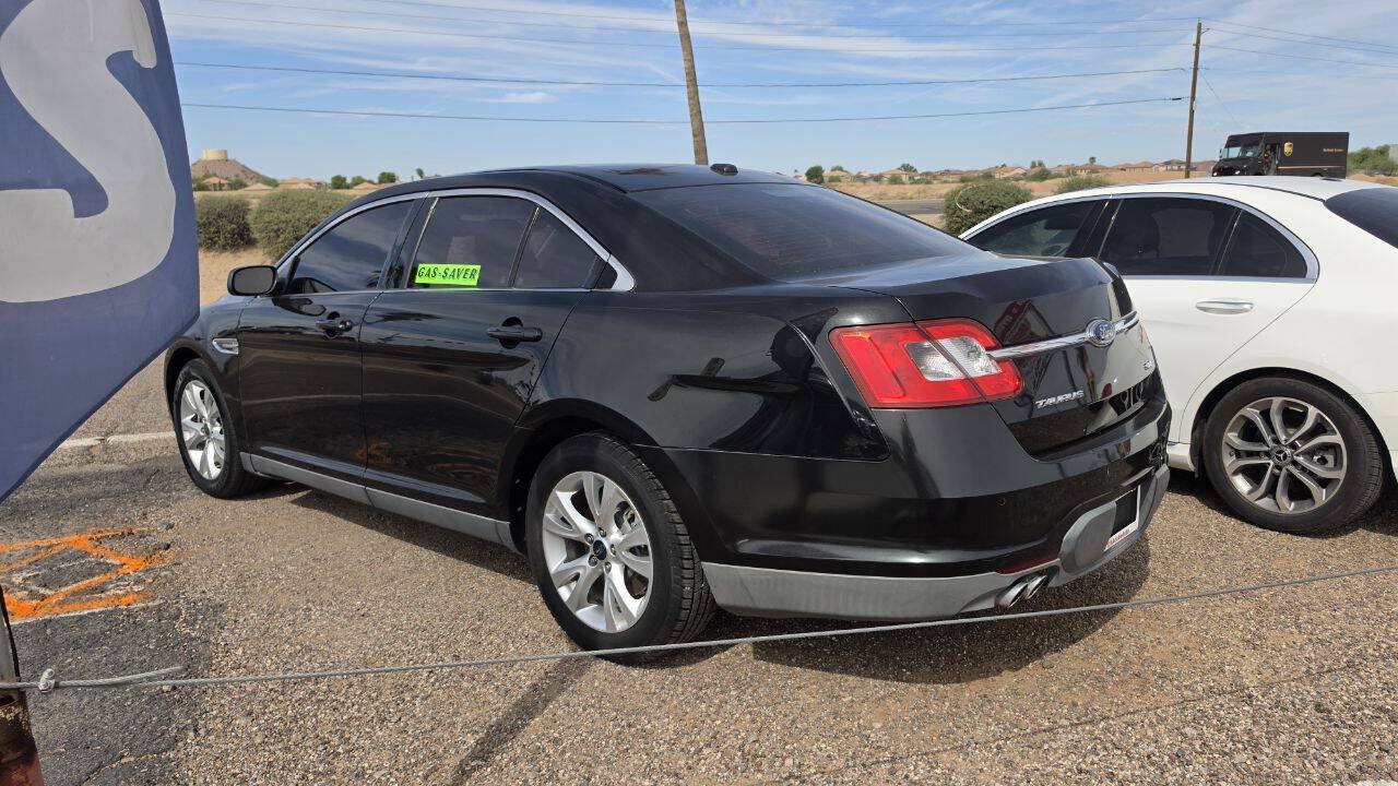 Used 2010 Ford Taurus SEL FWD image 4