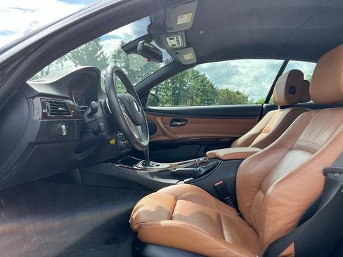 Used 2009 BMW 335i Convertible RWD image 18