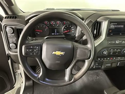 Used 2024 Chevrolet Silverado 2500 Custom w/ Custom Value Package AWD/4WD image 15