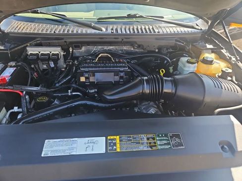 Used 2006 Ford Expedition Eddie Bauer image 40