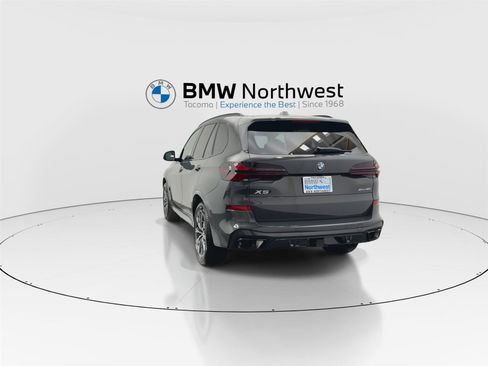 New 2026 BMW X5 xDrive40i w/ M Sport Package AWD/4WD image 13