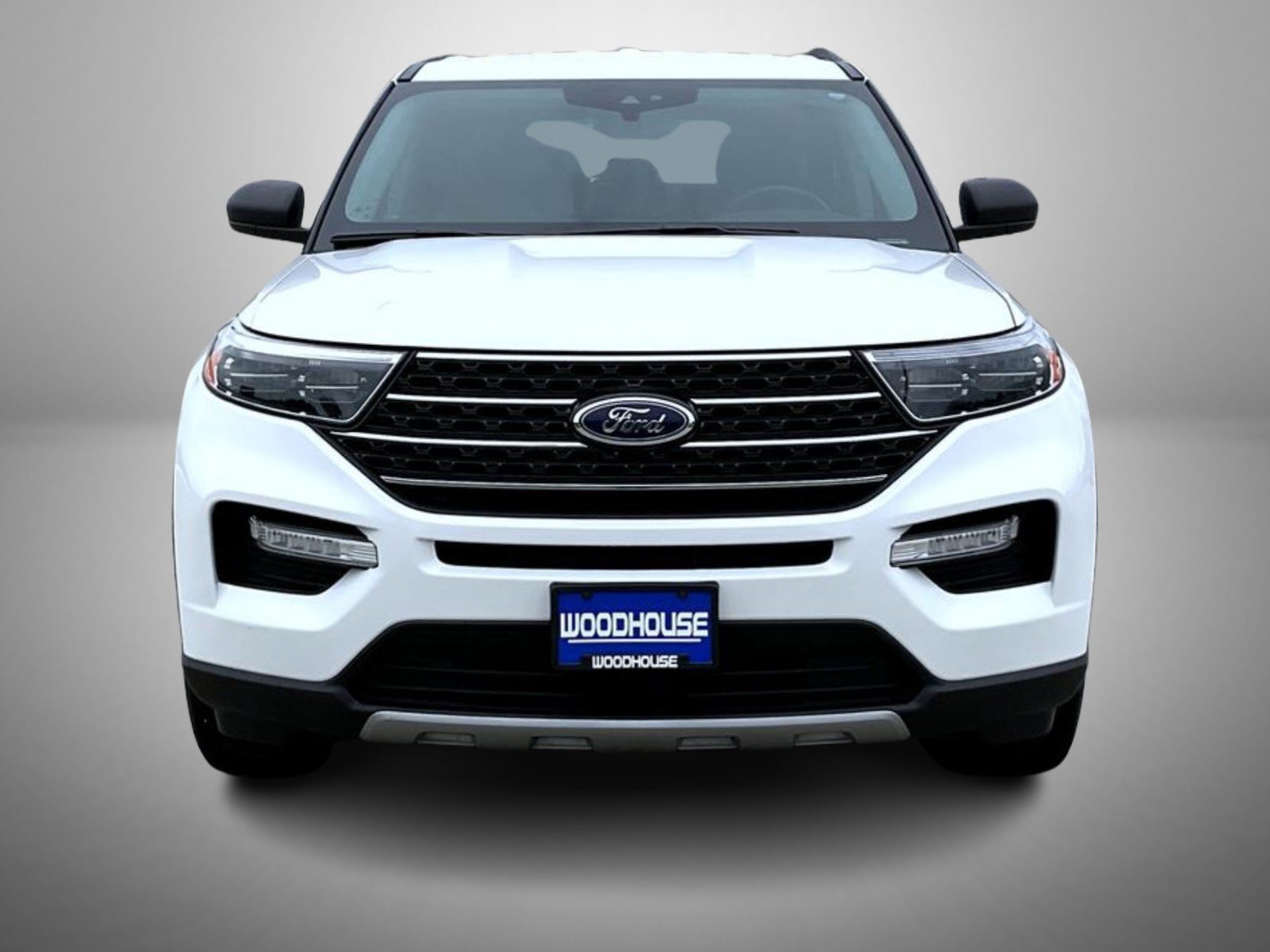 Used 2020 Ford Explorer XLT w/ Equipment Group 202A AWD/4WD image 2