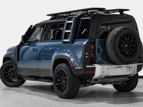 Used 2020 Land Rover Defender 110 HSE AWD/4WD image 8
