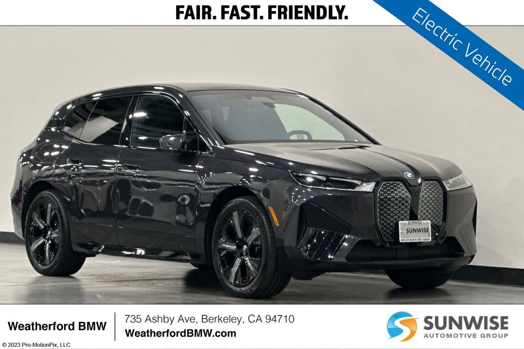 Used 2024 BMW iX xDrive50 w/ Sport Package AWD/4WD image 1