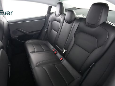 Used 2025 Tesla Model 3 Long Range RWD image 24