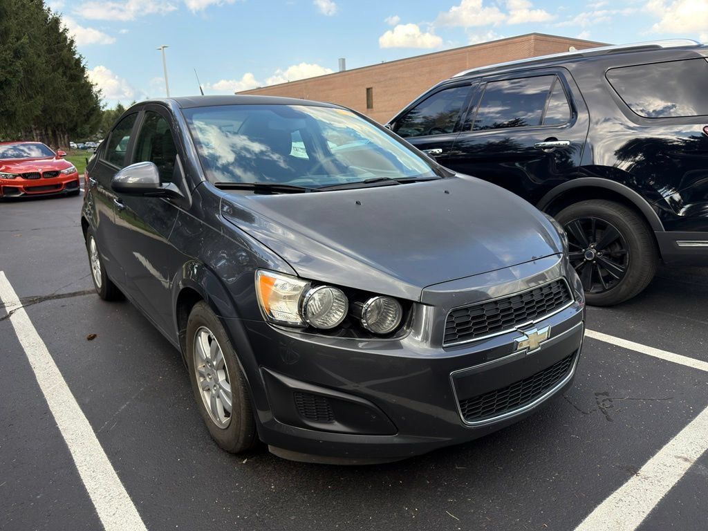 Used 2012 Chevrolet Sonic LT FWD image 4