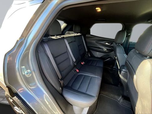 Used 2023 Chevrolet TrailBlazer RS AWD/4WD image 27