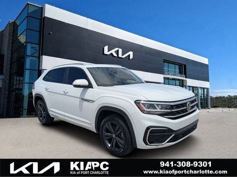 Used 2021 Volkswagen Atlas Cross Sport SE w/ Panoramic Sunroof Package FWD image 1