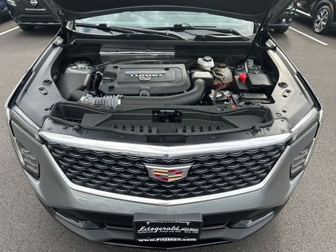 Used 2024 Cadillac XT4 Premium Luxury AWD/4WD image 10