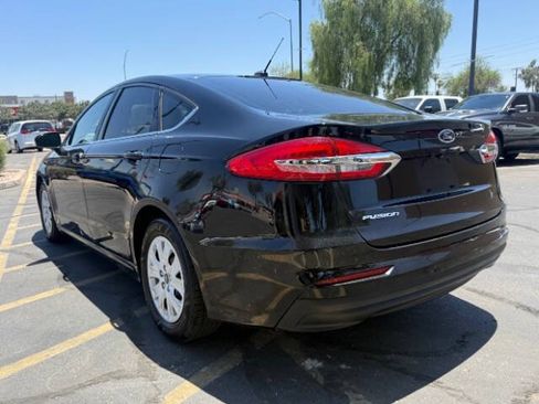 Used 2019 Ford Fusion S FWD image 5