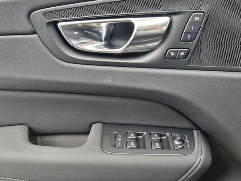 New 2026 Volvo XC60 B5 Core AWD/4WD image 28