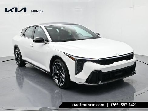 Certified 2025 Kia K4 GT-Line w/ GT-Line Premium Package FWD image 1