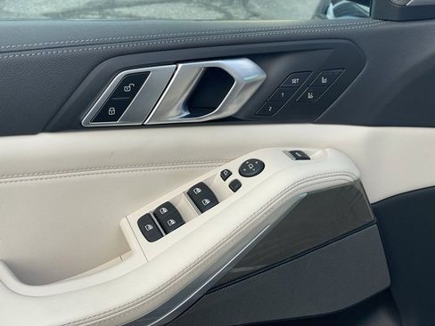 Certified 2023 BMW X5 M50i w/ Executive Package image 13
