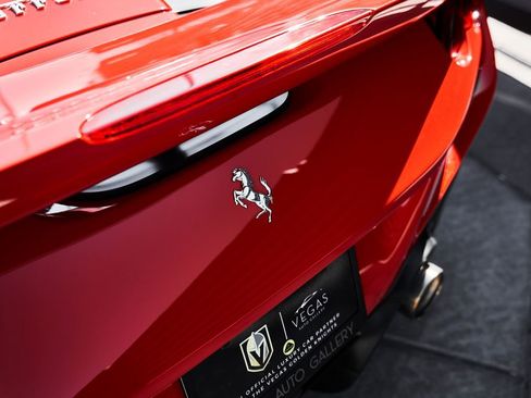 Used 2023 Ferrari F8 Tributo image 11