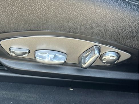 Used 2011 Porsche Panamera 4 AWD/4WD image 46