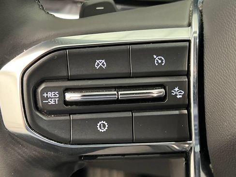 Used 2025 GMC Terrain Elevation AWD/4WD image 38