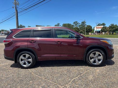 Used 2016 Toyota Highlander Limited FWD image 6