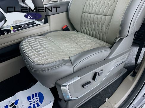 New 2026 Ford F350 Platinum w/ Platinum Plus Package image 30