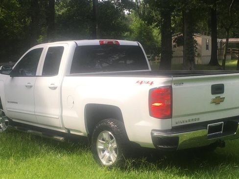 Used 2017 Chevrolet Silverado 1500 LT w/ All Star Edition AWD/4WD image 3