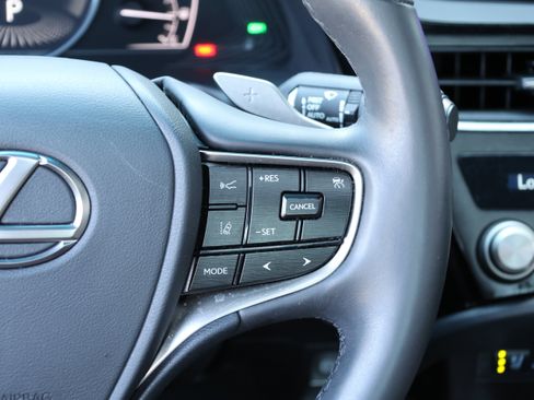 Used 2024 Lexus ES 300h w/ Premium Package FWD image 21