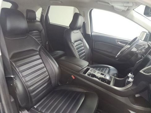 Used 2022 Ford Edge SEL AWD/4WD image 12