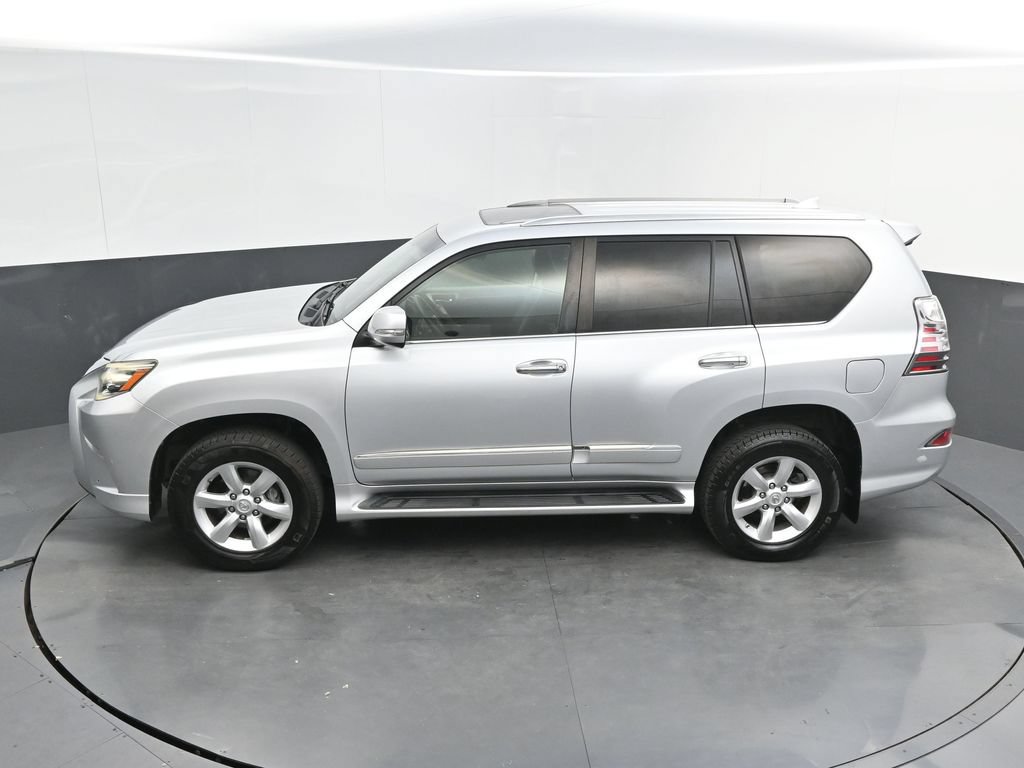 Used 2017 Lexus GX 460 w/ Navigation Package AWD/4WD image 36