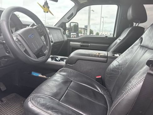 Used 2011 Ford F250 Lariat w/ Lariat Ultimate Pkg AWD/4WD image 5