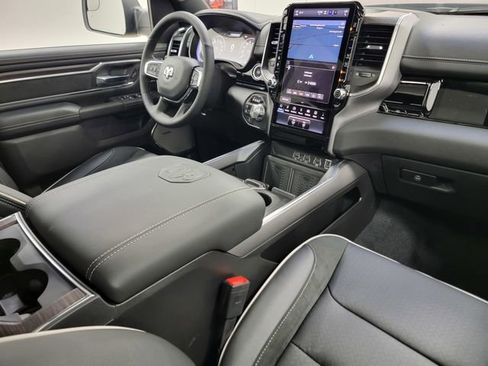 New 2026 RAM 1500 Laramie w/ Night Edition image 32