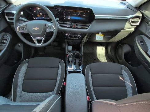 New 2026 Chevrolet TrailBlazer LT w/ Convenience Package image 5