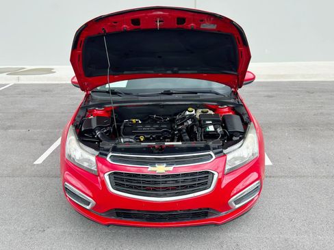 Used 2016 Chevrolet Cruze LT FWD image 8