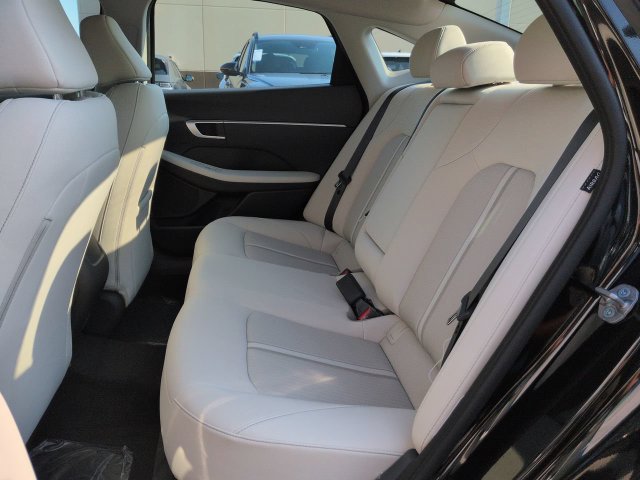 New 2026 Hyundai Sonata SEL FWD image 12
