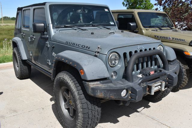 Used 2014 Jeep Wrangler Unlimited Rubicon w/ Connectivity Group AWD/4WD image 3