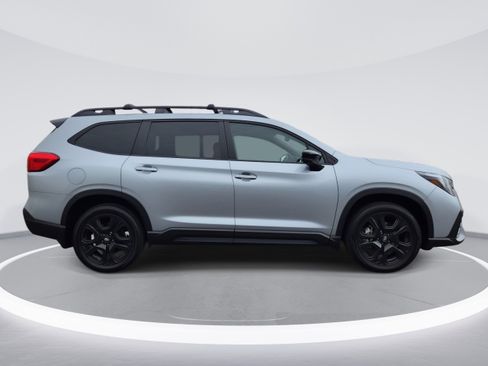 Used 2024 Subaru Ascent Onyx Edition AWD/4WD image 4