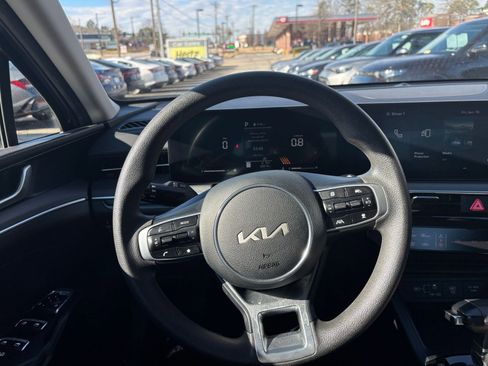 Used 2025 Kia K5 LXS image 35