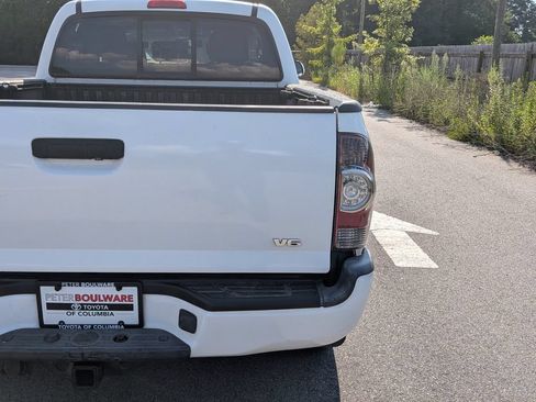 Used 2012 Toyota Tacoma 4x4 Double Cab w/ TRD Sport Pkg image 7