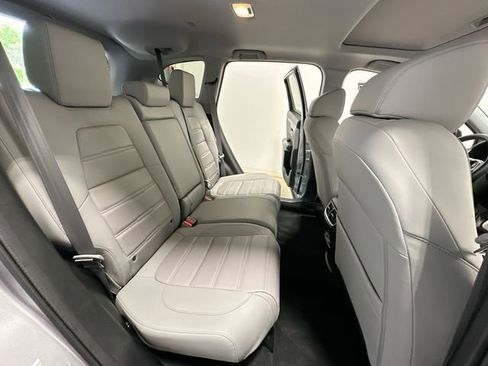 Used 2022 Honda CR-V Touring image 25