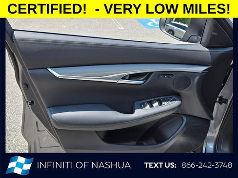 Certified 2025 INFINITI QX50 Luxe AWD/4WD image 9