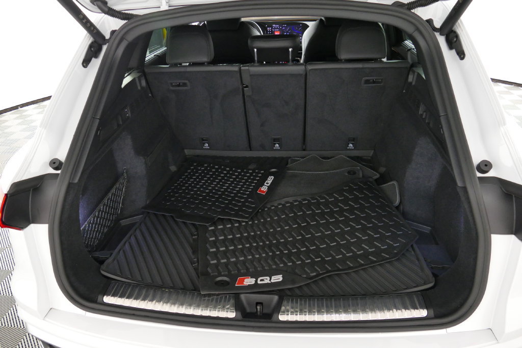 Used 2025 Audi SQ5 Premium Plus w/ Premium Plus Package AWD/4WD image 31
