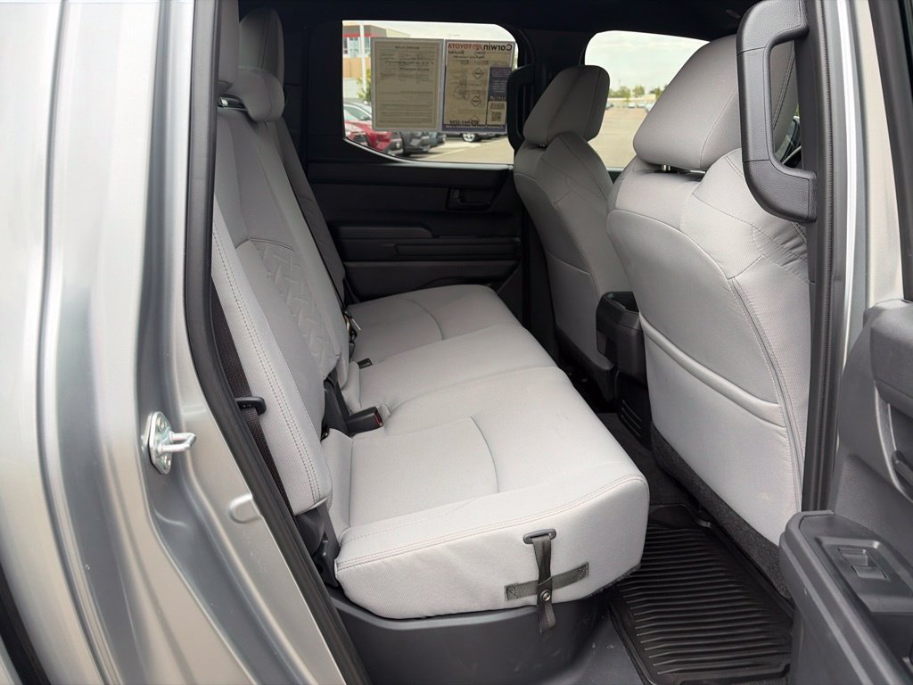 Used 2025 Toyota Tacoma SR5 AWD/4WD image 16