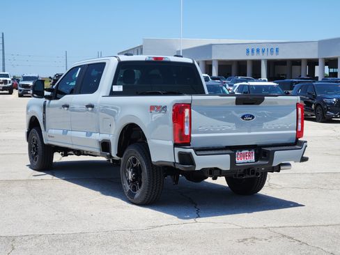 New 2026 Ford F250 XL w/ STX Appearance Package AWD/4WD image 7