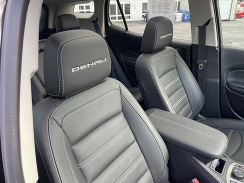 Used 2024 GMC Terrain Denali w/ Black Diamond Edition image 37