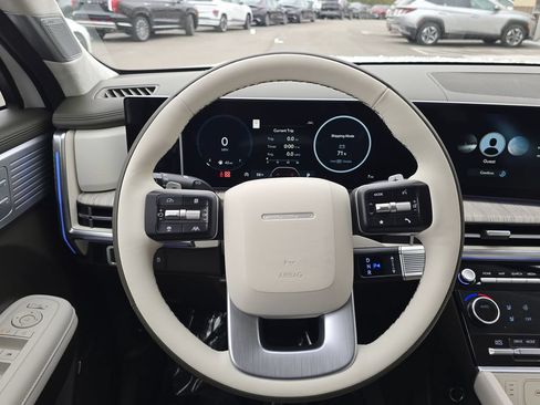 Used 2025 Hyundai Santa Fe Calligraphy AWD/4WD image 14