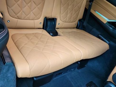 Used 2026 BMW X7 xDrive40i w/ M Sport Package AWD/4WD image 30
