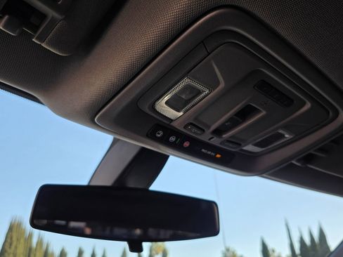 Used 2019 Chevrolet Silverado 1500 LT w/ All-Star Edition image 40