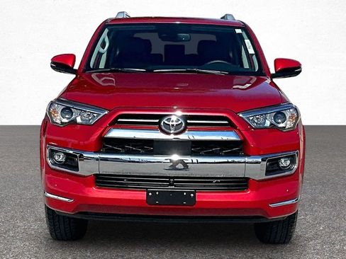 Certified 2022 Toyota 4Runner Limited AWD/4WD image 4