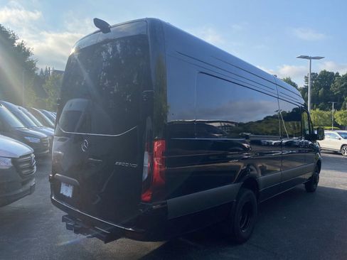 New 2024 Mercedes-Benz Sprinter 3500 image 11