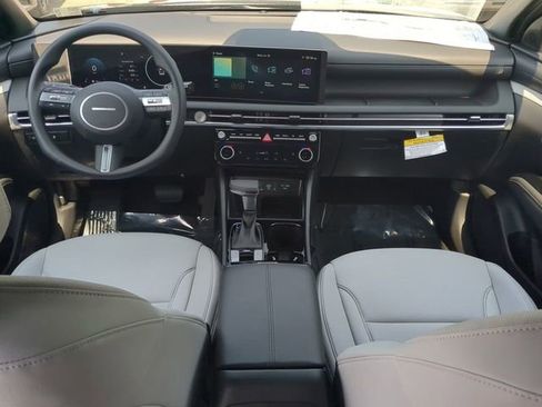 New 2025 Hyundai Santa Cruz SEL image 15