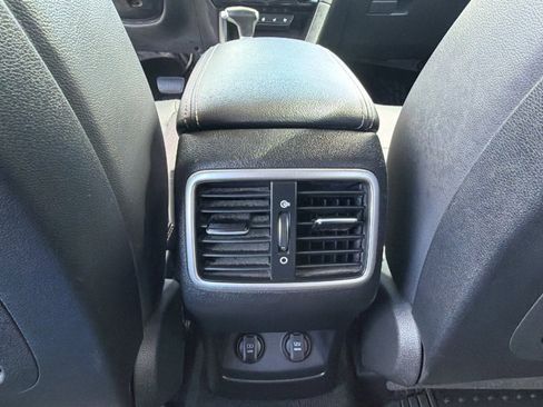 Used 2019 Kia Sportage EX w/ Option Group 040 AWD/4WD image 25